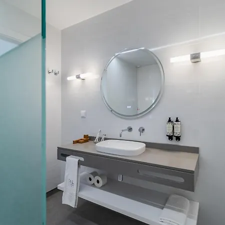 Sal Collection Hotel 3*